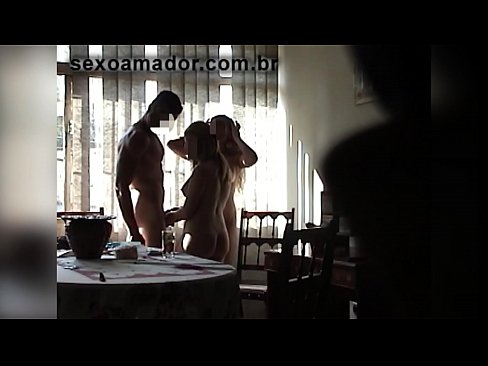 ❤️ Tình dục bạn bè mời một người đàn ông khổng lồ và một ba người với anh ta ️  Porn video  tại khiêu dâm% vi.amzhoka.top%